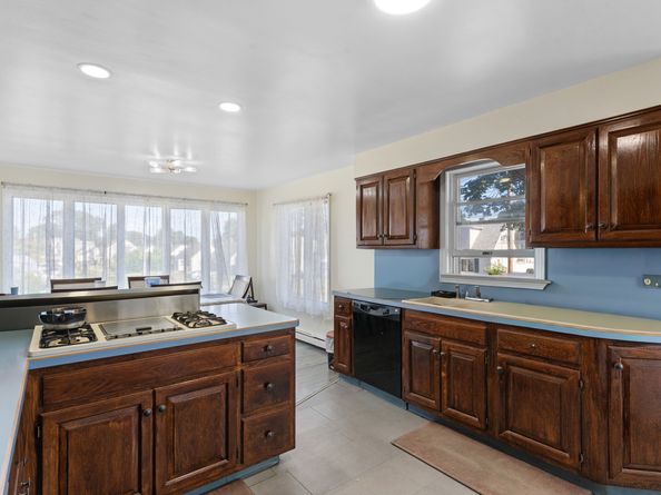 2346 Madison Avenue, Bridgeport CT 06606