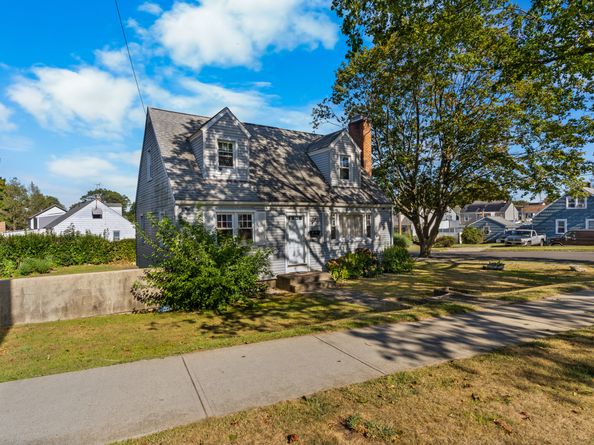 2346 Madison Avenue, Bridgeport CT 06606