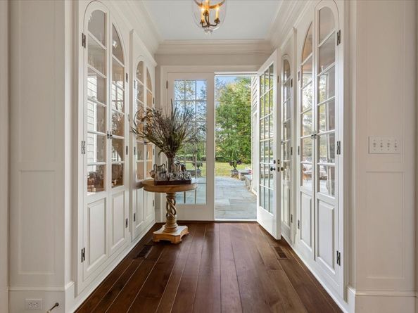 515 Carter Street, New Canaan CT 06840