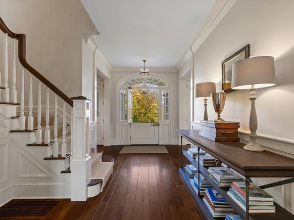 515 Carter Street, New Canaan CT 06840