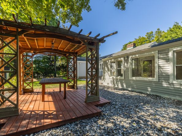 2428 Huntington Turnpike, Trumbull CT 06611