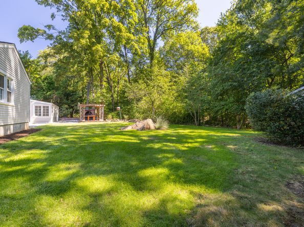 2428 Huntington Turnpike, Trumbull CT 06611