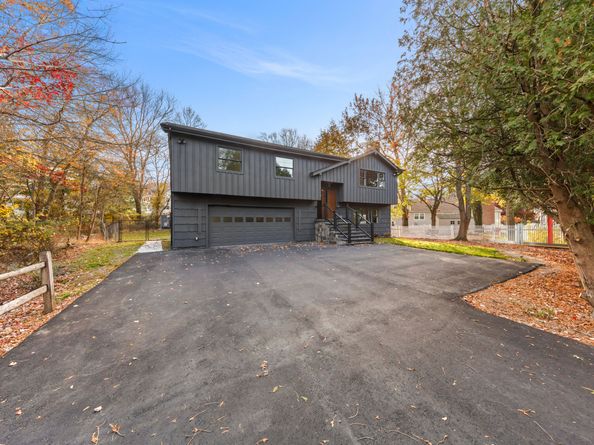 115 Mayfair Road, Fairfield CT 06824