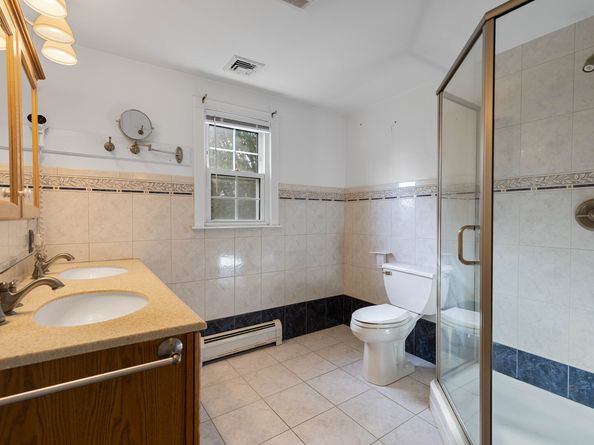 77 Walter Avenue, Norwalk CT 06851