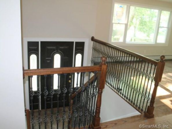 81 Woodridge Drive S, Stamford CT 06902