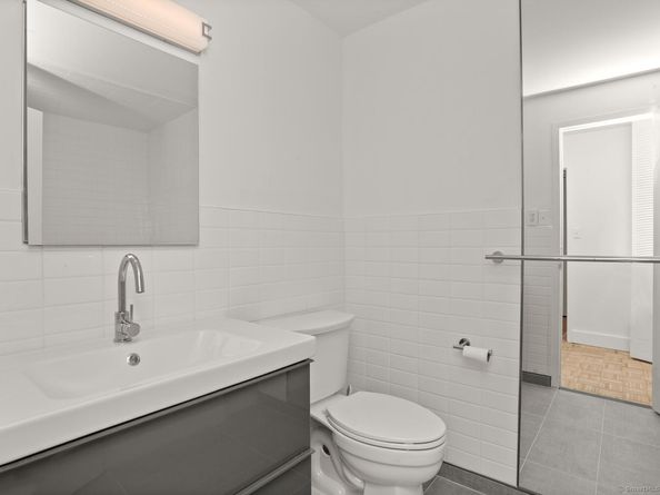 80 Cartright Street 8B, Bridgeport CT 06604