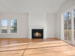 10 Fieldstone Court 10, Bethel CT 06801
