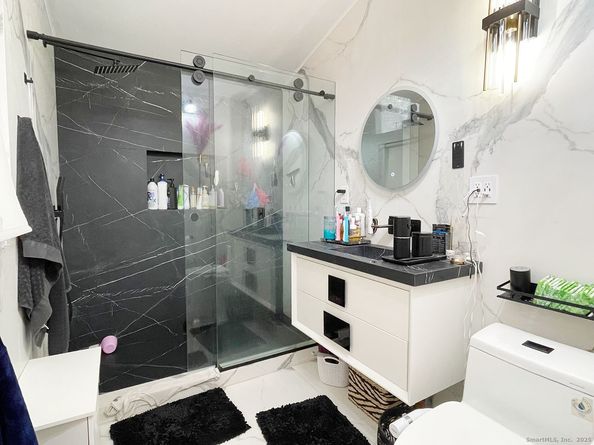 1 Bayberry Drive, Brookfield CT 06804