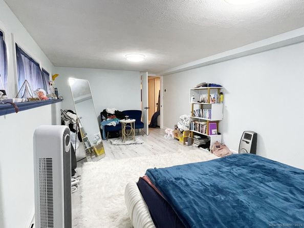 1 Bayberry Drive, Brookfield CT 06804