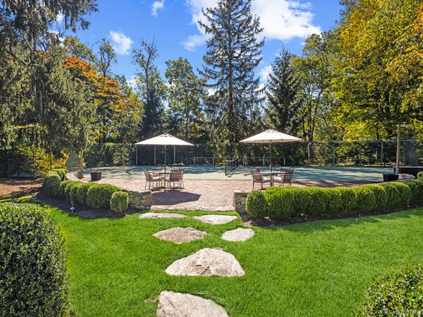 469 Brookside Road, New Canaan CT 06840