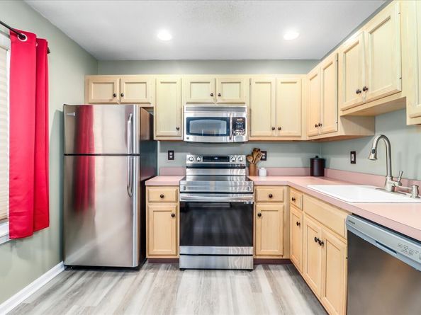 10 South Street 66, Danbury CT 06810