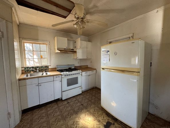 260 Birmingham Street, Bridgeport CT 06606