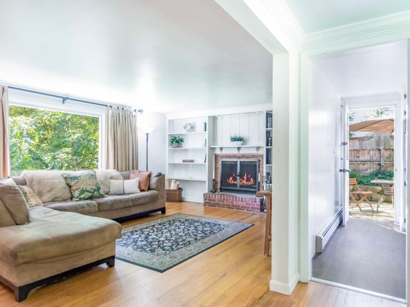 28 Old Trolley Way, Norwalk CT 06853