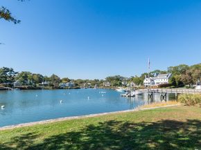 28 Old Trolley Way, Norwalk CT 06853