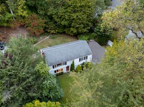 28 Old Trolley Way, Norwalk CT 06853