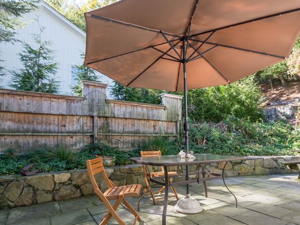 28 Old Trolley Way, Norwalk CT 06853