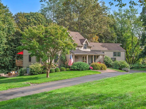 75 Saint Johns Road, Ridgefield CT 06877