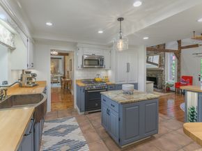 75 Saint Johns Road, Ridgefield CT 06877