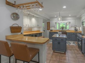 75 Saint Johns Road, Ridgefield CT 06877