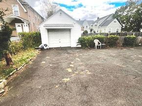 142 Palm Street, Bridgeport CT 06610