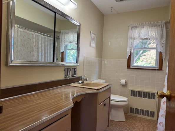 7 Tilden Road, Danbury CT 06810