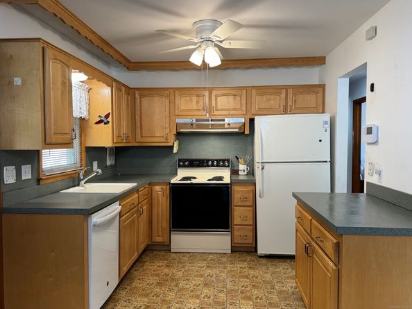 7 Tilden Road, Danbury CT 06810