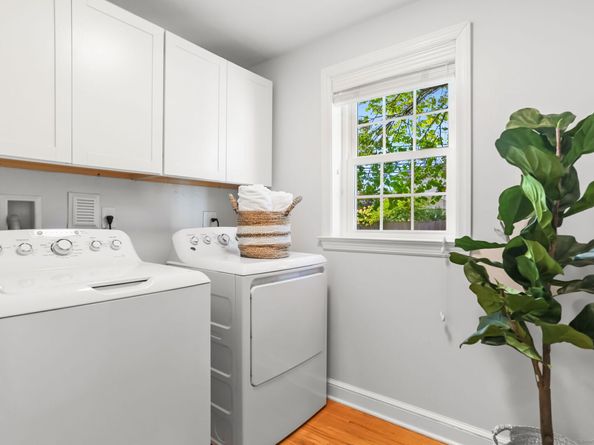357 Oldfield Road, Fairfield CT 06824