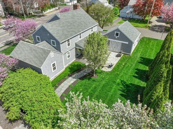 357 Oldfield Road, Fairfield CT 06824
