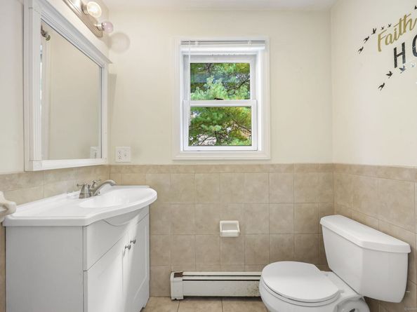 14 Gisella Road, Trumbull CT 06611