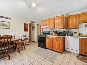 14 Gisella Road, Trumbull CT 06611