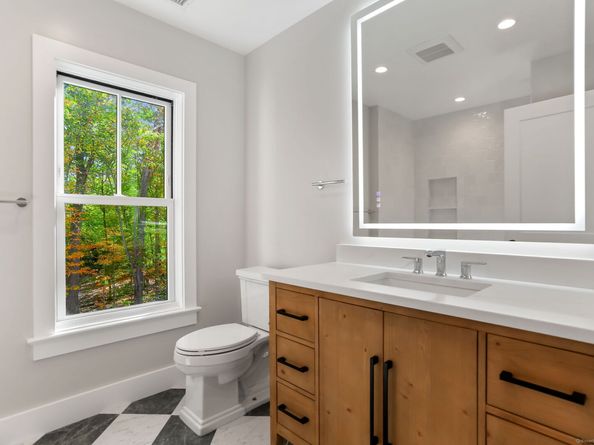 31 Rosano Road, Stamford CT 06905