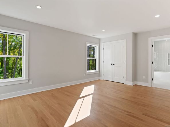 31 Rosano Road, Stamford CT 06905