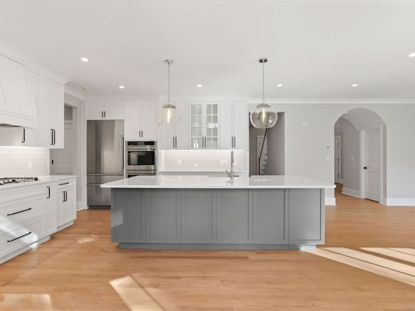 31 Rosano Road, Stamford CT 06905