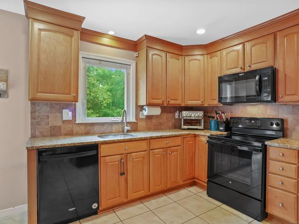 85 Far Horizons Drive, Shelton CT 06484