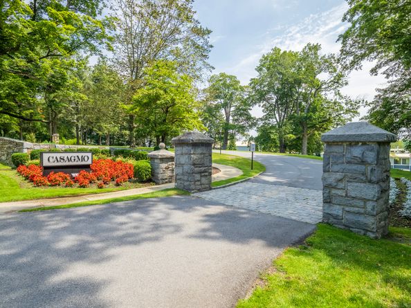 20 Olcott Way 20, Ridgefield CT 06877