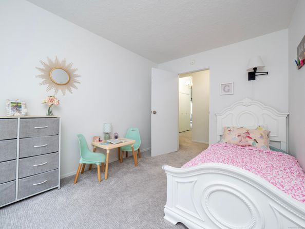 20 Olcott Way 20, Ridgefield CT 06877