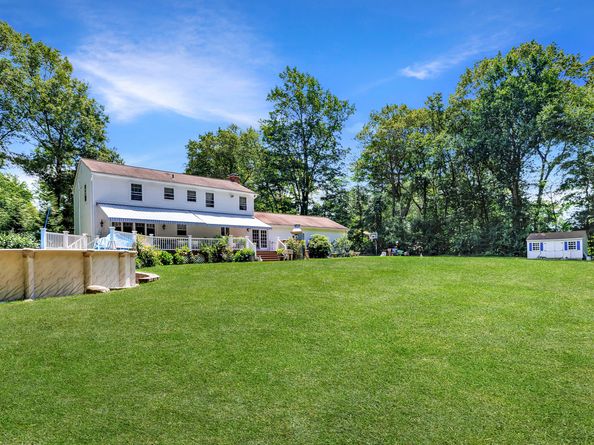 23 Bonita Drive, Shelton CT 06484