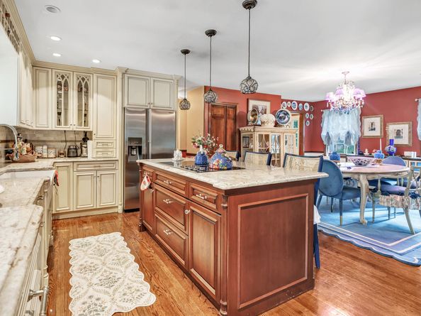 23 Bonita Drive, Shelton CT 06484