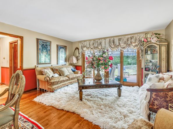 23 Bonita Drive, Shelton CT 06484