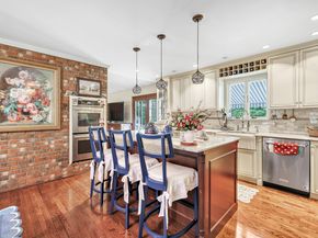 23 Bonita Drive, Shelton CT 06484
