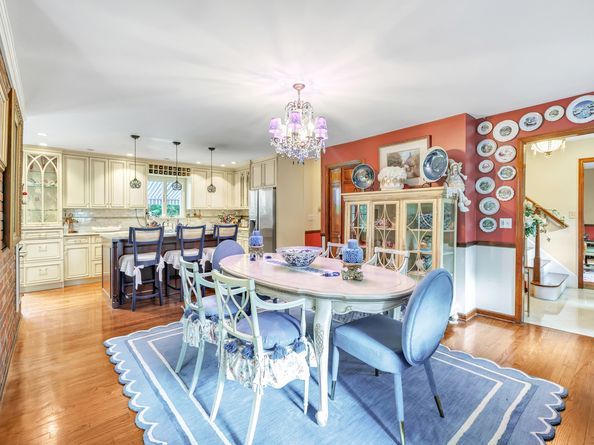 23 Bonita Drive, Shelton CT 06484