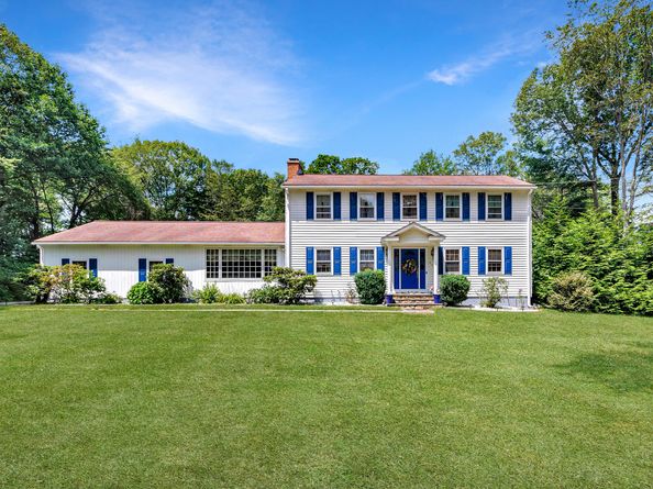 23 Bonita Drive, Shelton CT 06484