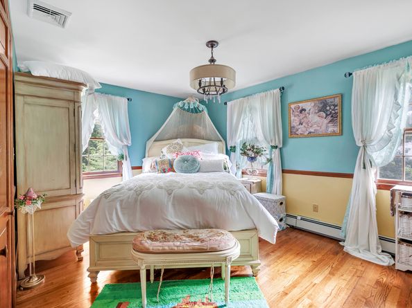 23 Bonita Drive, Shelton CT 06484