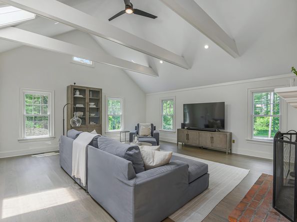 4 Blacksmith Ridge Road, Ridgefield CT 06877