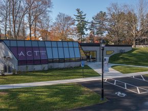 4 Blacksmith Ridge Road, Ridgefield CT 06877