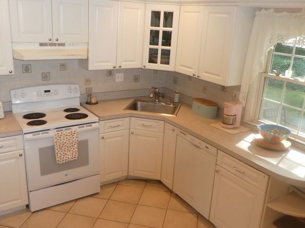 50 Long Hill Drive, Stamford CT 06902