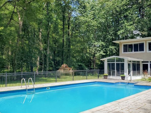 137 Guinea Road, Monroe CT 06468