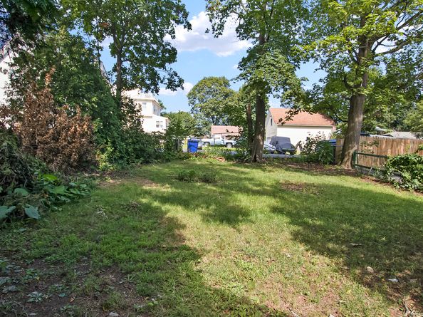 47 Taylor Avenue, Norwalk CT 06854
