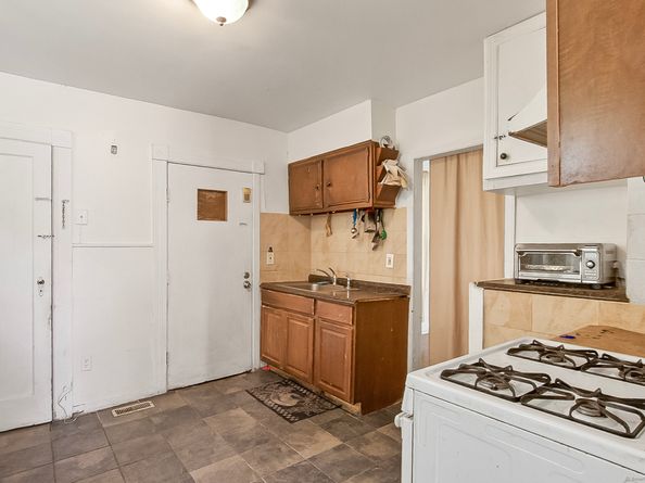 47 Taylor Avenue, Norwalk CT 06854