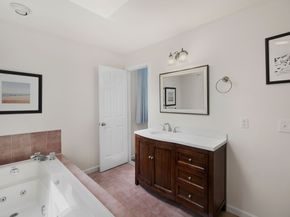 76 Cedarcrest Court 76, Shelton CT 06484